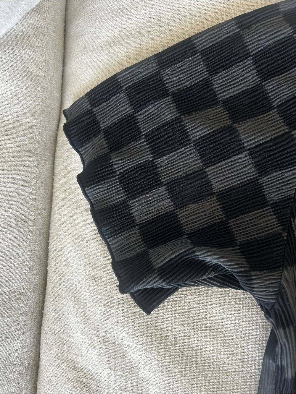 vans black gray checkerboard sheer plisse cropped button up shirt m - Picture 5 of 13